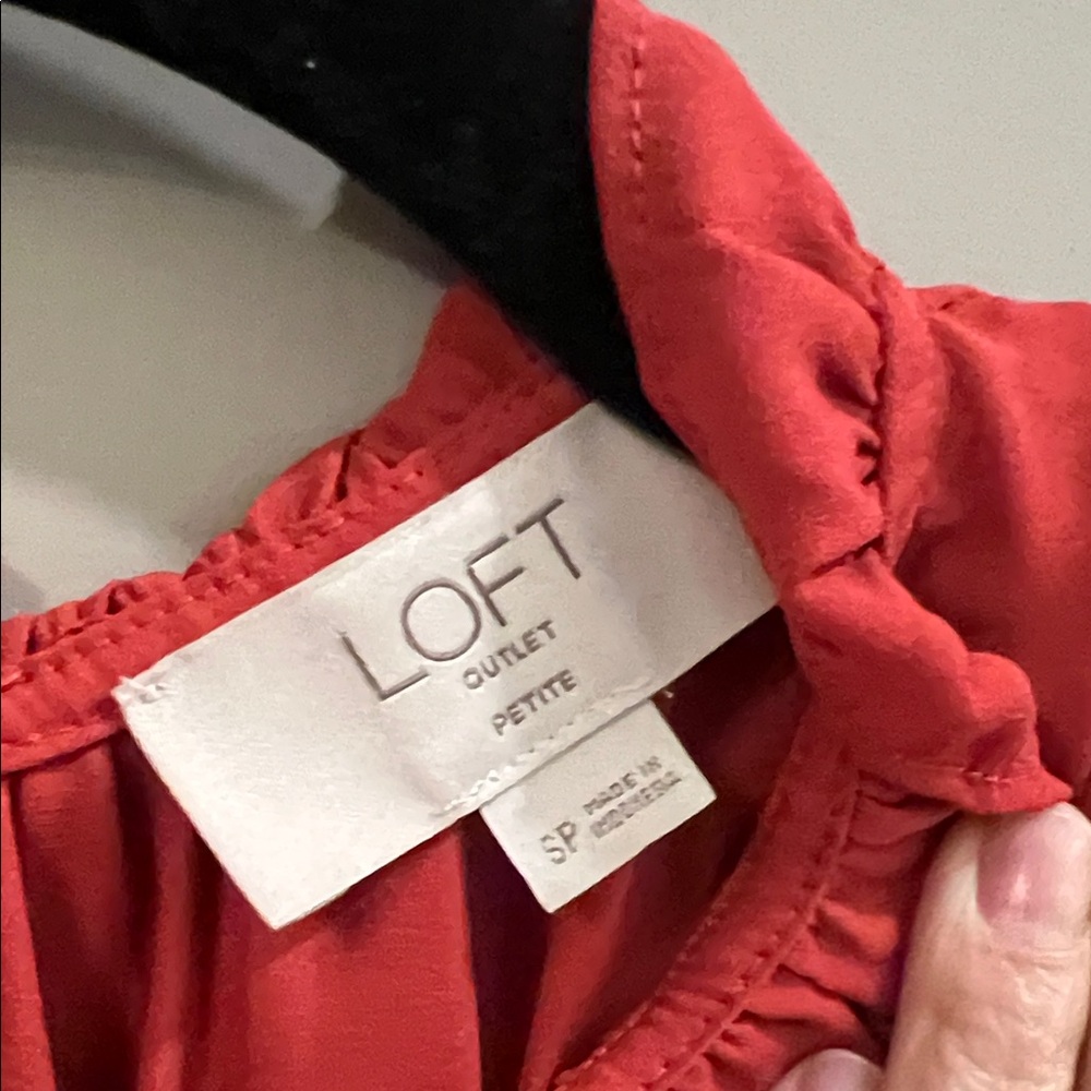 LOFT Ruffled Blouse - Picture 2 of 2